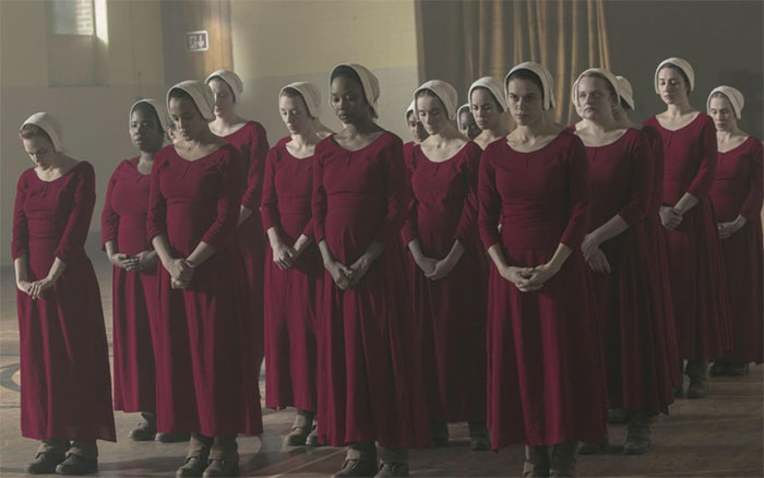 College Graduation Speech Sparks Handmaid&rsquo;s Tale Comparisons And Calls For NFL Star Boycotts