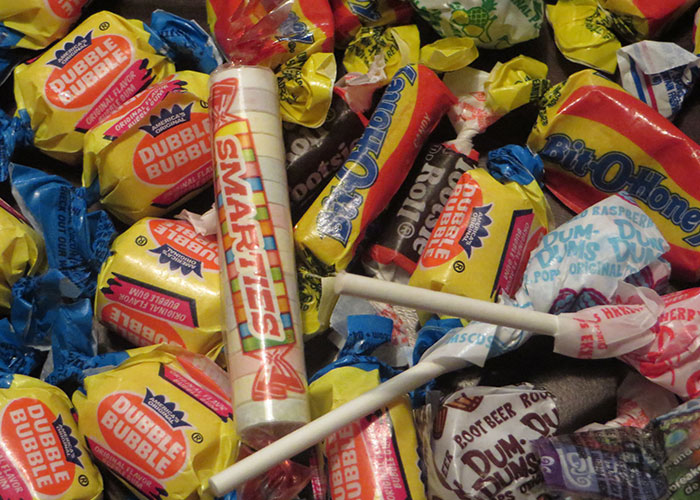 “What Have You Seen Inside Someone’s Home That Made You View Them Differently?” (30 Answers)