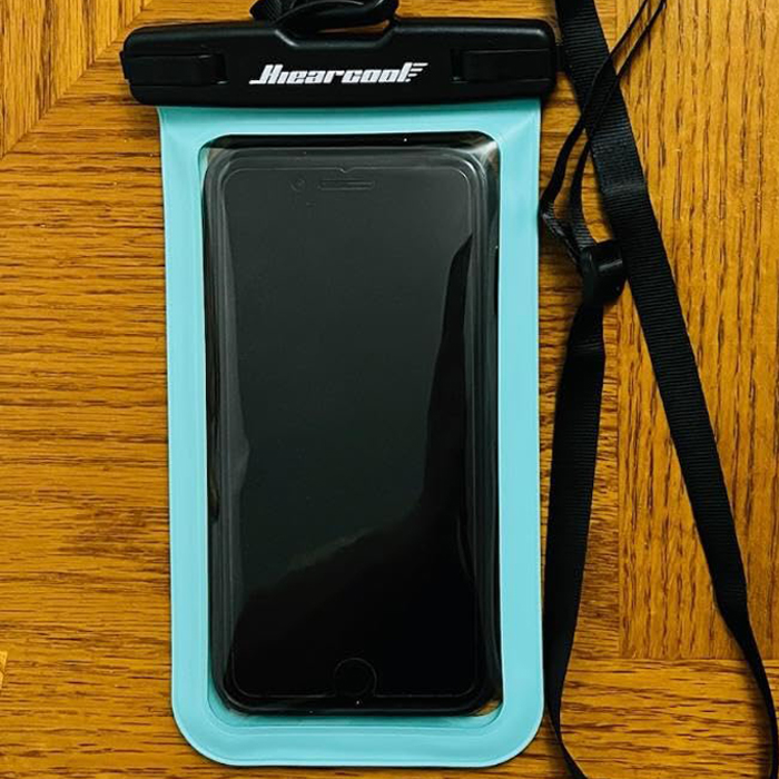 This Waterproof Phone Case Will Ensure That Your Phone Doesn’t Sleep With The Fishes