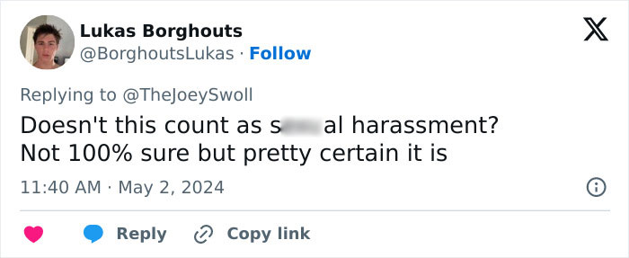 &ldquo;Hope The Guy Presses Charges&rdquo;: Gym-Goer&rsquo;s Controversial Locker Room Selfie Exposes Unwitting Man