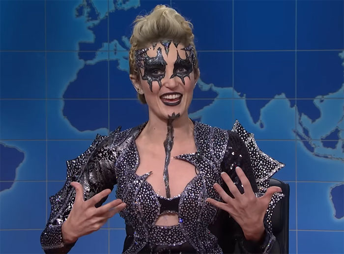 &ldquo;They&rsquo;re Laughing At Her, Not With Her&rdquo;: JoJo Siwa SNL Skit Sparks Bullying Concerns 