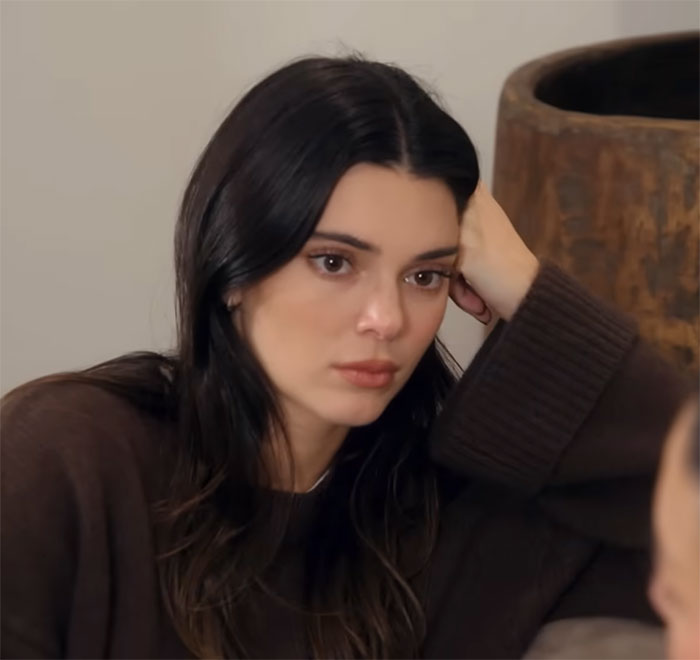 Fans Stunned After Kris Jenner Reveals Tumor In New The Kardashians Trailer