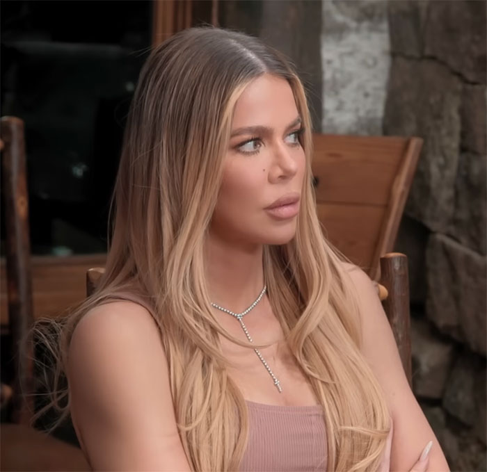 Fans Stunned After Kris Jenner Reveals Tumor In New The Kardashians Trailer