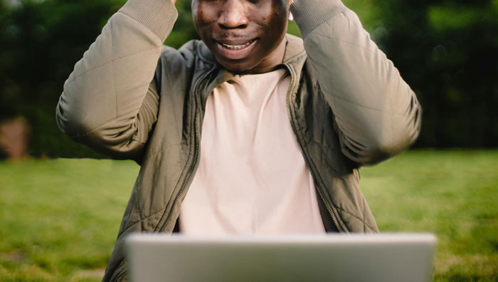 Woman Uses IP Address To Get Back At Hacker: "Kid Was Totally Freaking Out And Begging" Woman Uses IP Address To Get Back At Hacker: "Kid Was Totally Freaking Out And Begging"