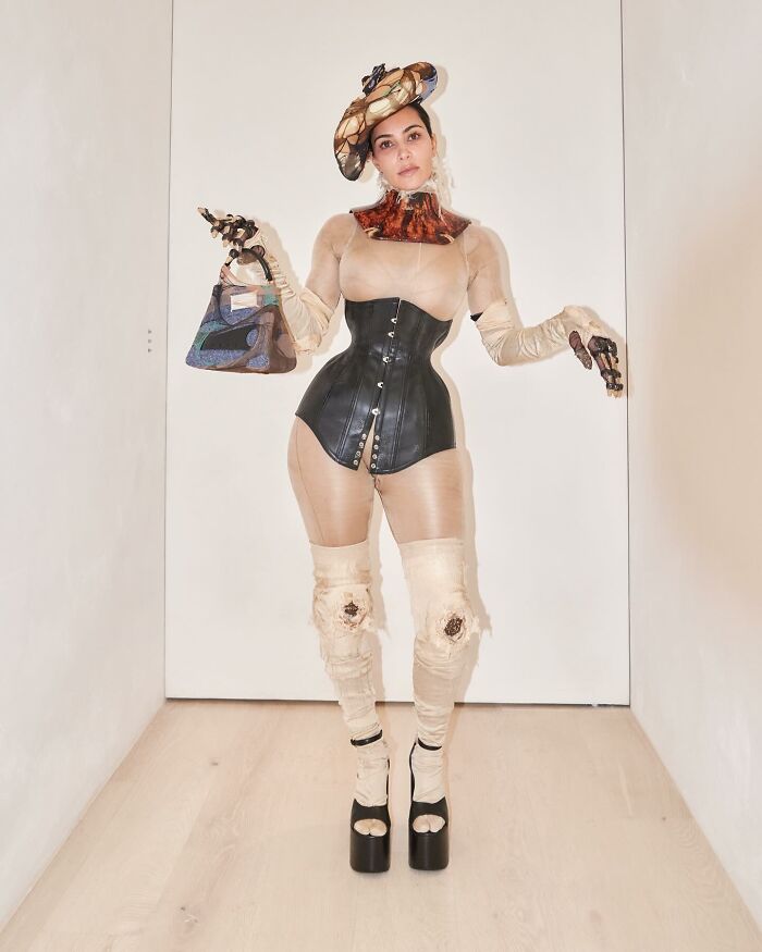 Experts Reveal Why Gen Z Is Chasing Kim Kardashian&rsquo;s Big Curves And Tiny-Waist Body