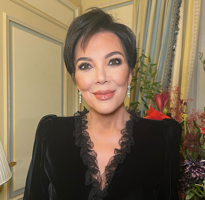 Fans Stunned After Kris Jenner Reveals Tumor In New The Kardashians Trailer