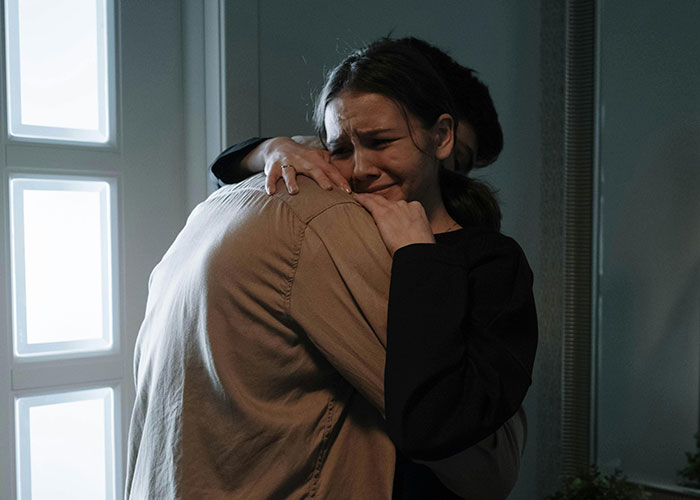 People Support Man For Deciding To Leave Disabled Child After His GF Broke Their Agreement People Support Man For Deciding To Leave Disabled Child After His GF Broke Their Agreement