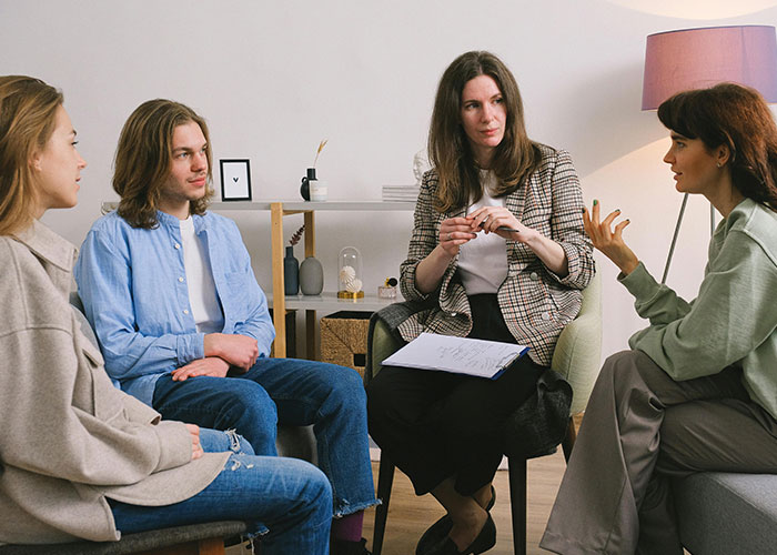 People Support Man For Deciding To Leave Disabled Child After His GF Broke Their Agreement People Support Man For Deciding To Leave Disabled Child After His GF Broke Their Agreement