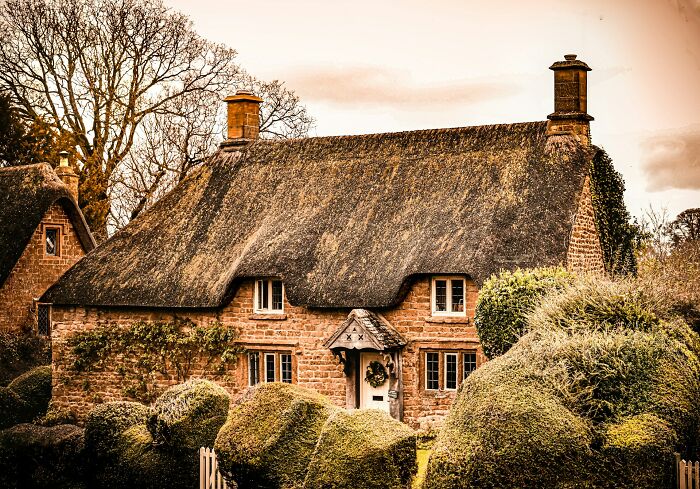 30 People Share The Biggest Culture Shocks They've Ever Experienced Abroad