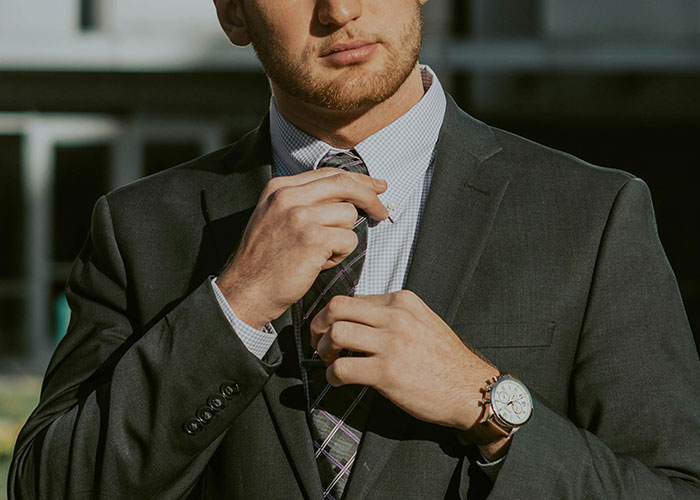 Upset Workers Stage "5:00 Zoom Exodus," Leaving Micromanager To Face Angry Bosses Alone