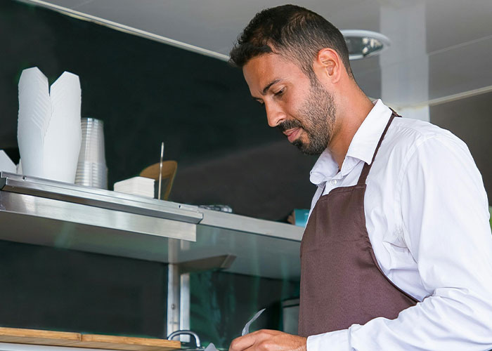 Woman&rsquo;s Food Order Is Lost And No One Recalls Serving Her, Manager Shocked To Learn What Happened