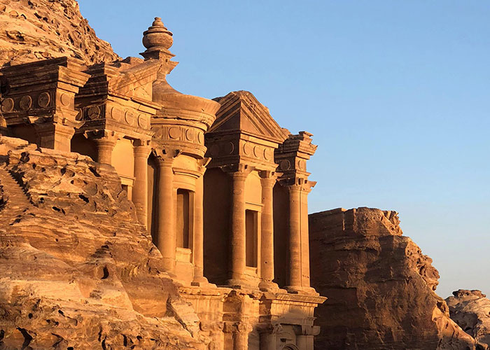 “What Tourist Attractions Are Not Overrated?”: 35 Places That Are Worth The Hype