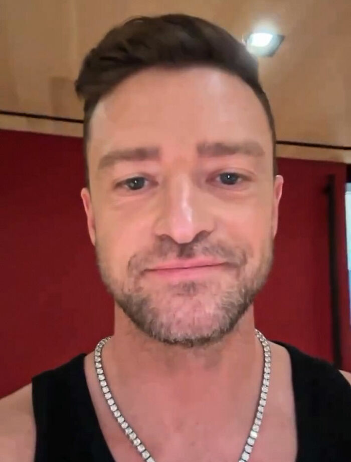 Justin Timberlake And Lance Bass Hilariously Embrace NSYNC’s Iconic “It’s Gonna Be May” Justin Timberlake And Lance Bass Hilariously Embrace NSYNC’s Iconic “It’s Gonna Be May”