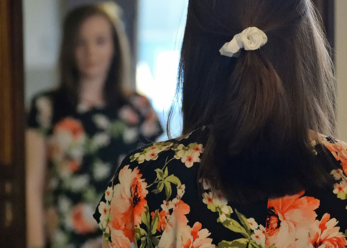 Coworker Keeps Mocking Woman Over Her Large Chest, It Finally Backfires On Her