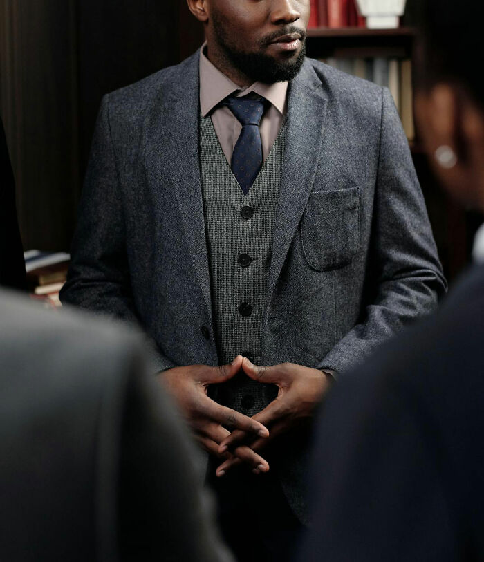 30 People Who Dated Rich Share The Most Surprising Things They Experienced