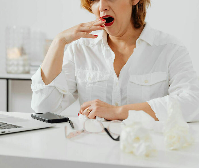 35 Internet Users Open Up About The Creepiest Things They Heard And Saw At Work