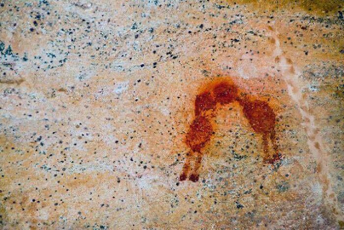 "The Kiss", A 12,000-Year-Old Rock Painting At Pedra Furada In Brazil