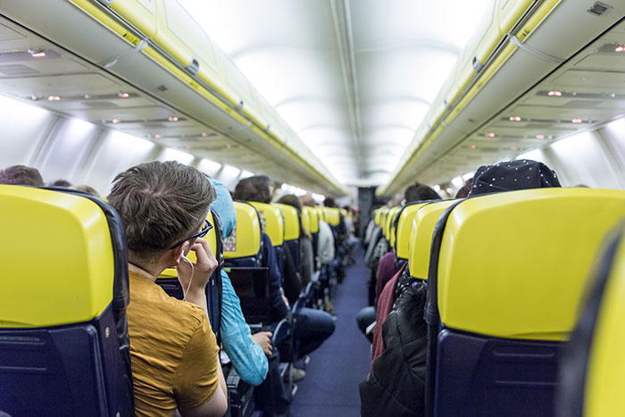 &ldquo;My Seat Is My Seat&rdquo;: People Appalled By Dad&rsquo;s Deceptive Tactics To Sit Next To Kids On Plane
