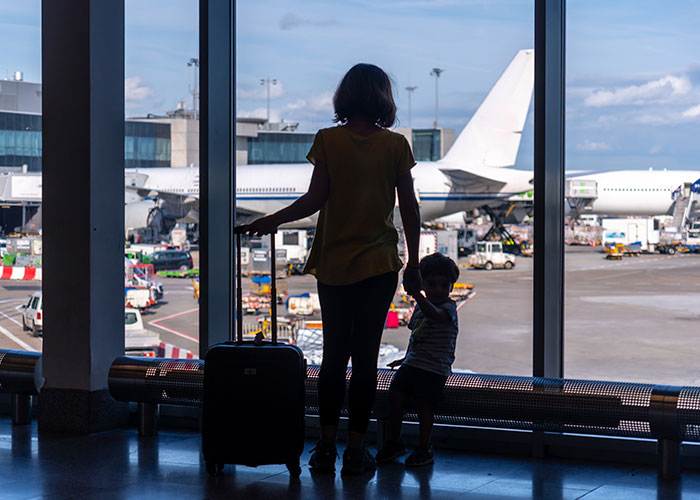 Mom Gets A Reality Check After Planning On A Stranger Giving Up Their Gold Member Seat For Her Mom Gets A Reality Check After Planning On A Stranger Giving Up Their Gold Member Seat For Her