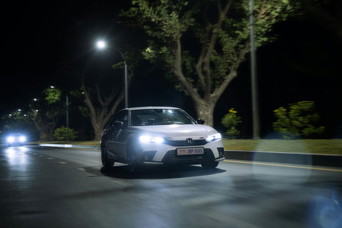 Friends Forced To Walk Home In 40-Degree Weather For Scoffing At Putting On Seatbelts In Guy's Car