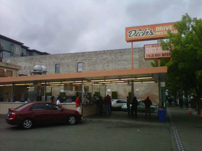 40 Red Flags Indicating You Should Immediately Leave The Restaurant You’re At