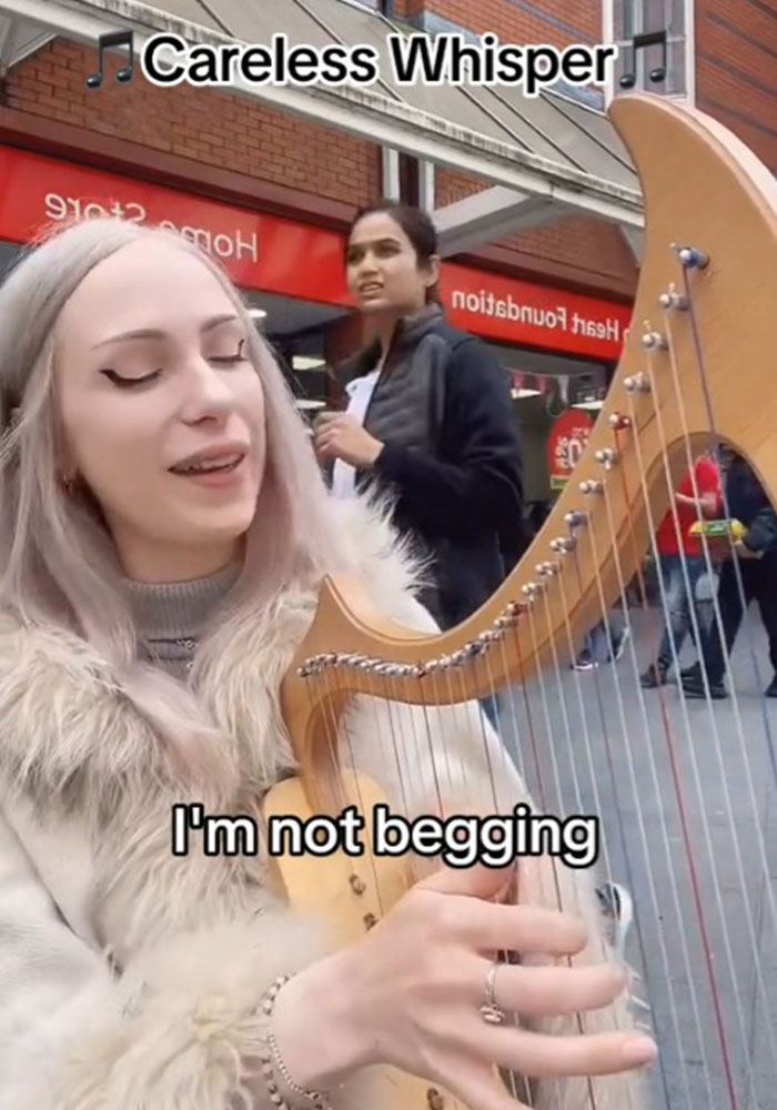 &ldquo;I&rsquo;m Not Begging&rdquo;: A Harpist Impressively Keeps Her Composure While A &ldquo;Karen&rdquo; Berates Her