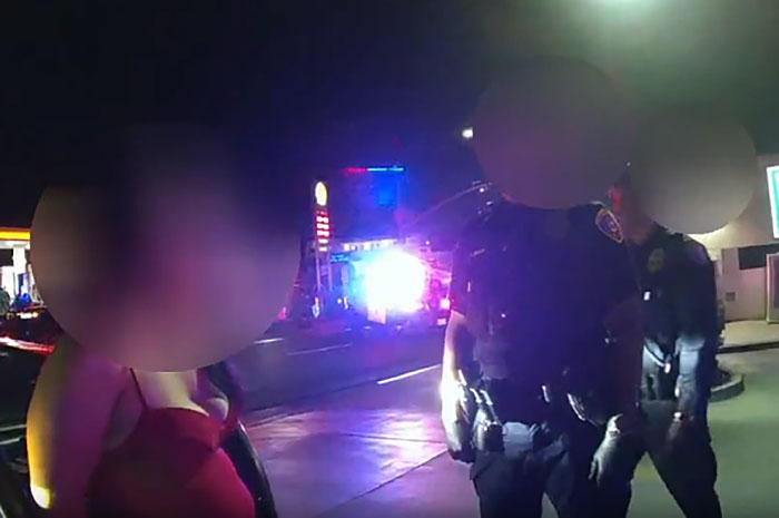 &ldquo;I&rsquo;m Not The Mean One&rdquo;: Cop Resigns After Locking Himself In The Back Of Patrol Car With Detainee