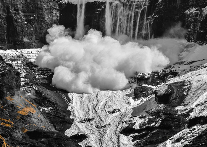 “The Sound And Smell Never Leave”: 30 People Share The Absolute Scariest Things They’ve Seen