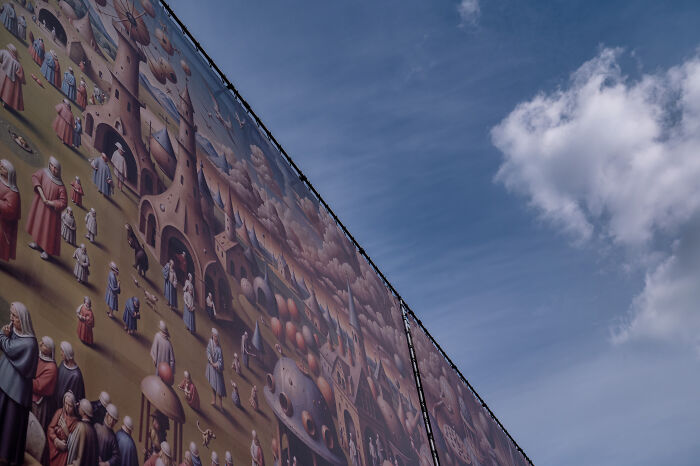 "Through The Eyes Of Hieronymus Bosch": Digital Art Collective Smack Creates 53 Meters-Wide Artwork "Through The Eyes Of Hieronymus Bosch": Digital Art Collective Smack Creates 53 Meters-Wide Artwork