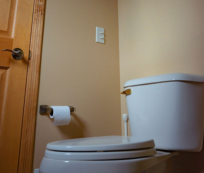 “What Did Your Spouse Hide From You Until After You Were Already Married?” (40 Answers)