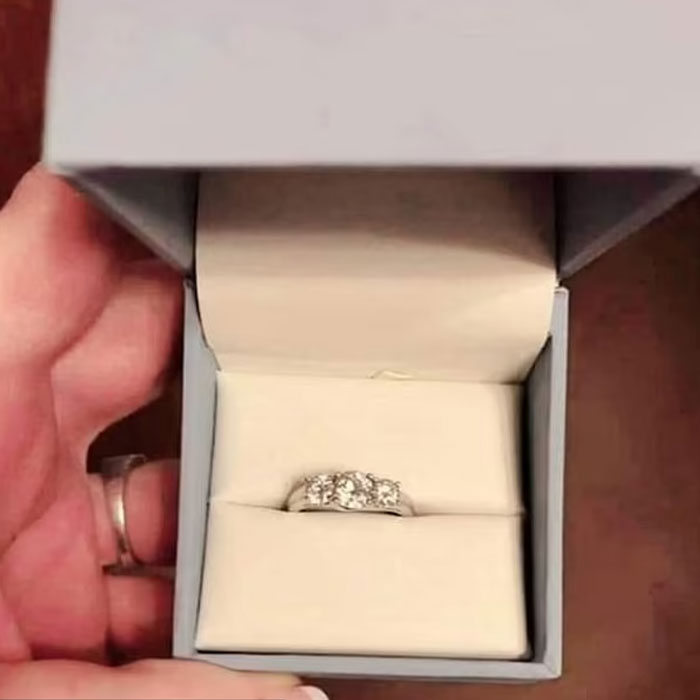 Woman Is Disappointed After Finding Engagement Ring &ndash; Her Reaction Is Slammed Online
