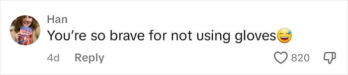 &ldquo;This Breaks My Heart&rdquo;: People Stunned&mdash;And Angry&mdash;After Woman Buys Lost Luggage From Airport