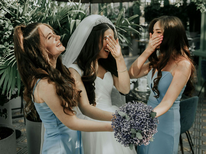 Woman Gets Slapped At A Wedding For Trying To Lift 16 Y.O. Boy&rsquo;s Kilt, Plays The Victim