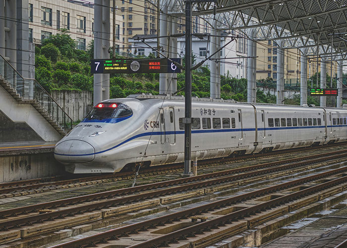 “5x The Standard Fee”: 30 Of The Worst Mistakes Travelers Have Made While Abroad