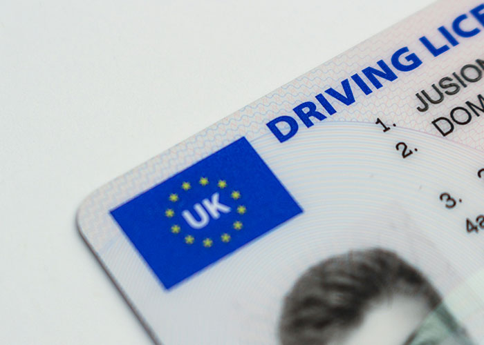 “5x The Standard Fee”: 30 Of The Worst Mistakes Travelers Have Made While Abroad