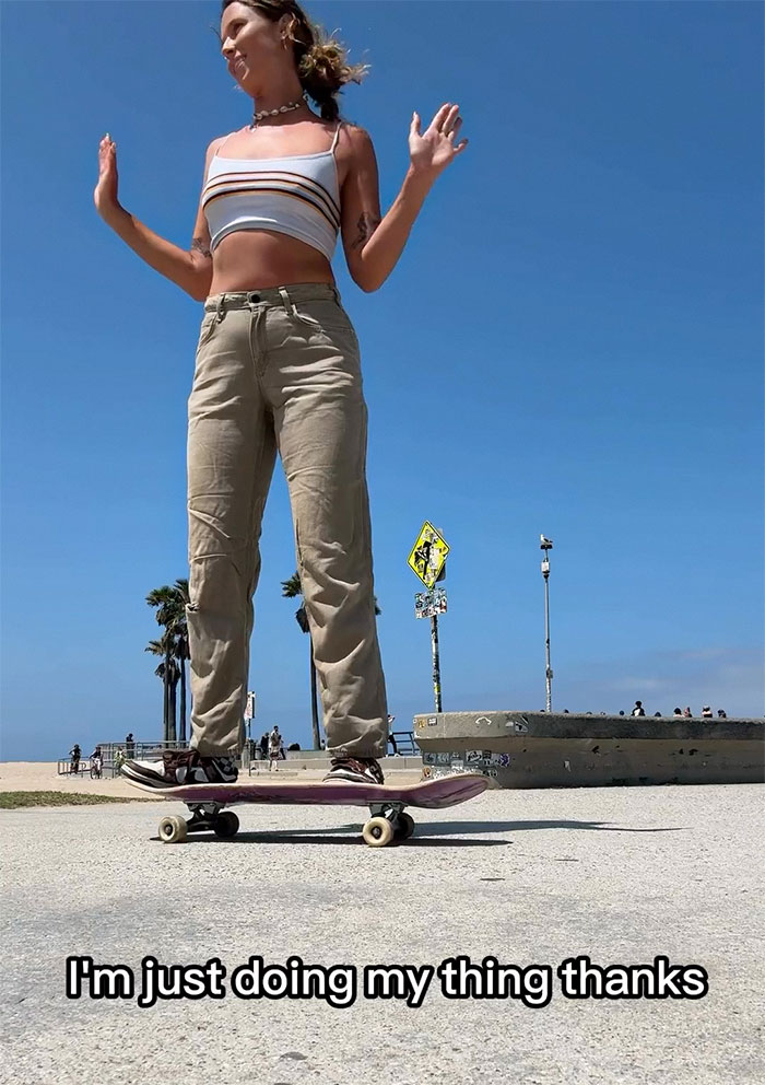 “Great Job Being Rude”: Female Skater Captures Moment She Gets “Mansplained” To “Great Job Being Rude”: Female Skater Captures Moment She Gets “Mansplained” To