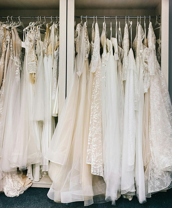 &ldquo;So Delusional&rdquo;: Woman Asks Internet To Help Her Buy The Dream Wedding Dress She Can&rsquo;t Afford