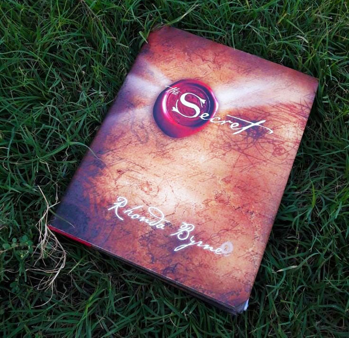 Woman Won’t Buy Into Oprah’s “Secret” Method, Gets Harassed By Colleagues For It, But Gets Revenge Woman Won’t Buy Into Oprah’s “Secret” Method, Gets Harassed By Colleagues For It, But Gets Revenge