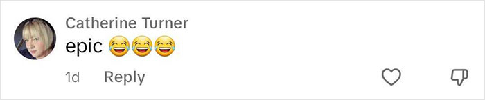 “Why On Earth Did You Use So Many?“: People Stunned After Woman’s Fake Tan Turns Green “Why On Earth Did You Use So Many?“: People Stunned After Woman’s Fake Tan Turns Green