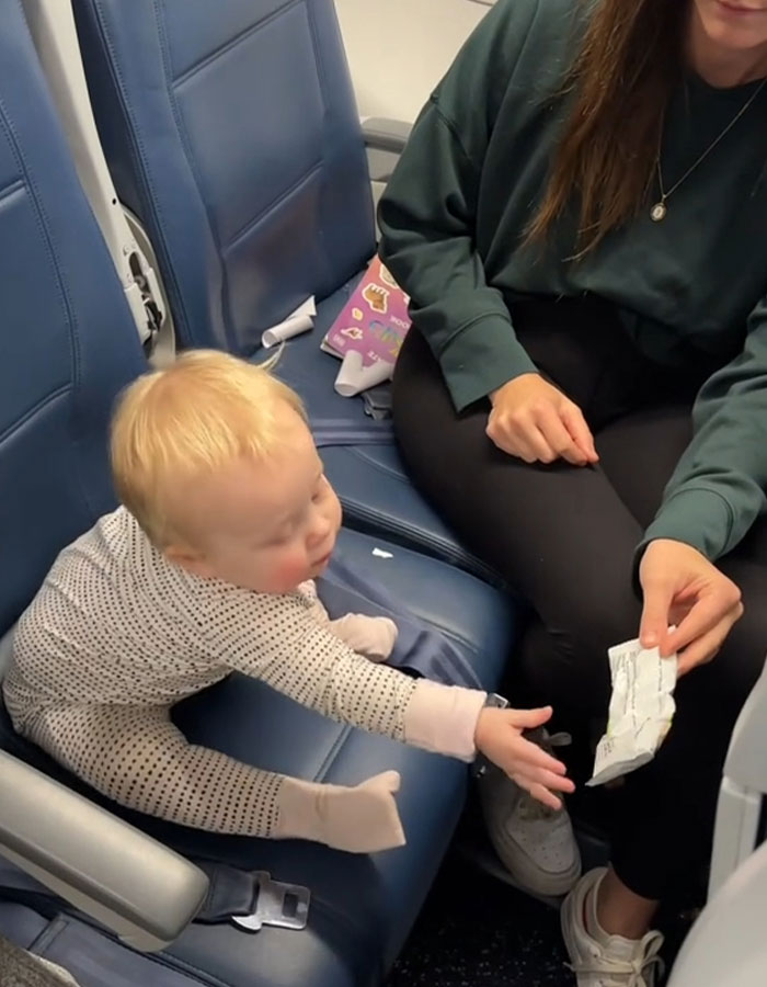 Mom Sparks Outrage After She Sticks Baby To Plane Seat With Velcro As &ldquo;Parenting Hack&rdquo;