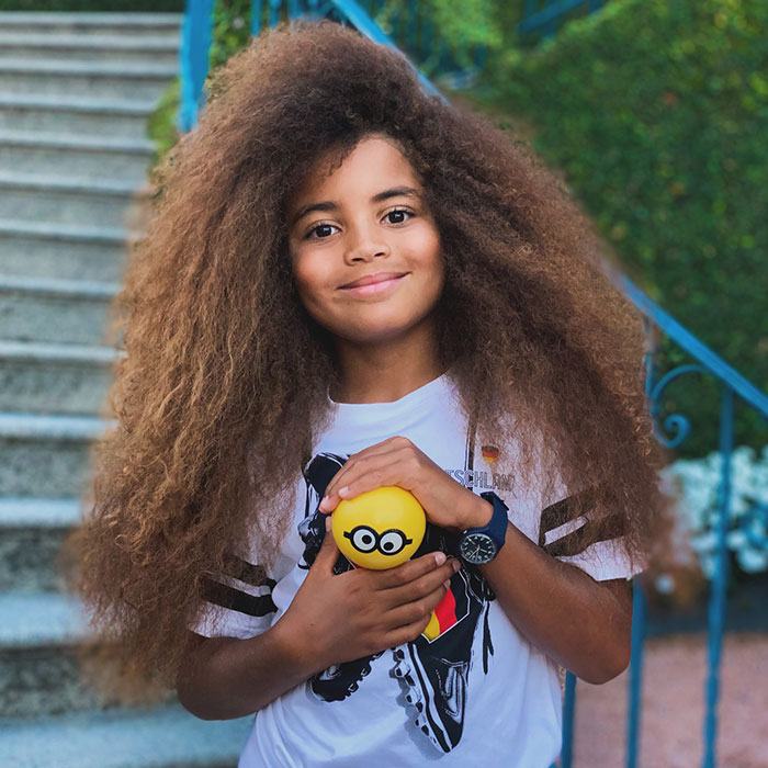 “Those Are Rules”: 12-Year-Old Sparks Controversy By Refusing To Cut His Long Hair For School “Those Are Rules”: 12-Year-Old Sparks Controversy By Refusing To Cut His Long Hair For School