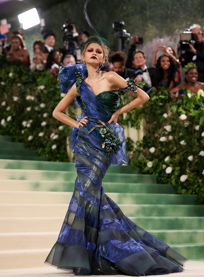 Zendaya Channels A Peacock For Edgiest Red Carpet Look Yet At Met Gala 2024 Zendaya Channels A Peacock For Edgiest Red Carpet Look Yet At Met Gala 2024