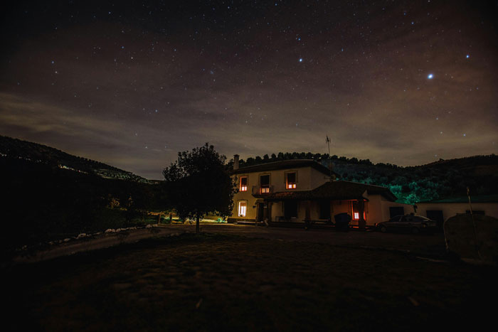 &ldquo;Don&rsquo;t Talk To The Police&rdquo;: Cops Suspect Person Who Called 911 To Save Neighbor Who ODed