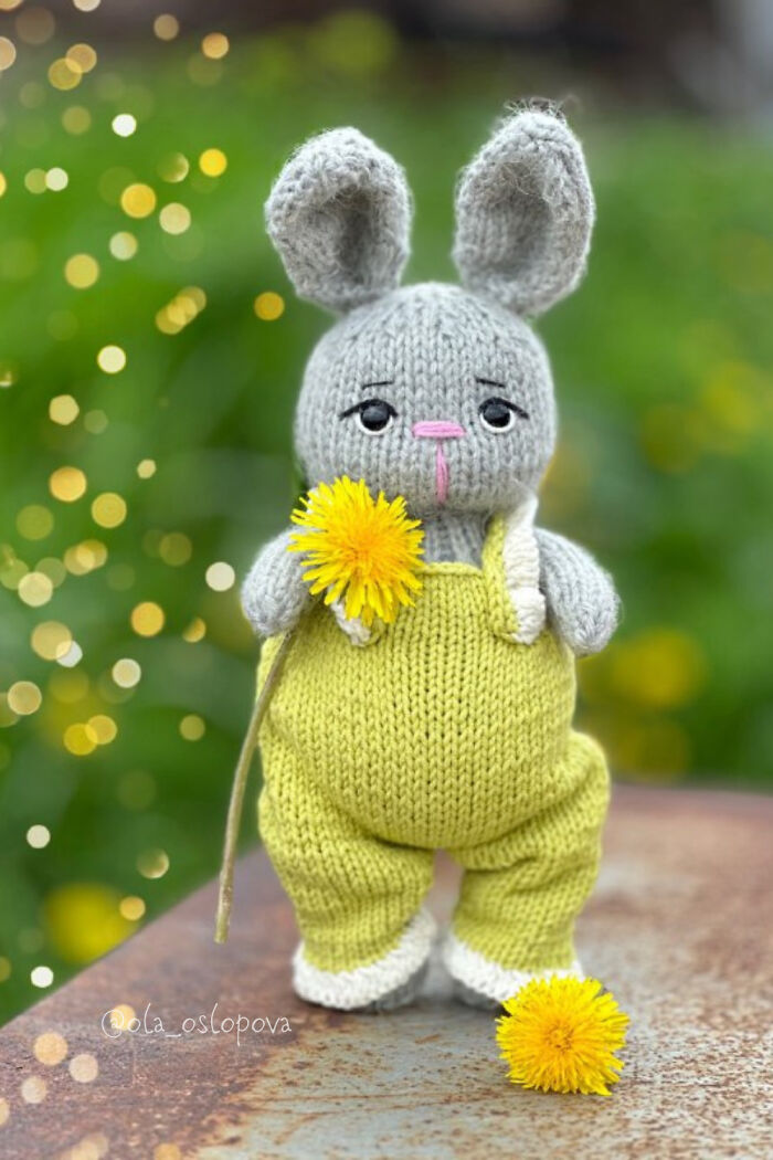 My Knitted Cute Bunnies