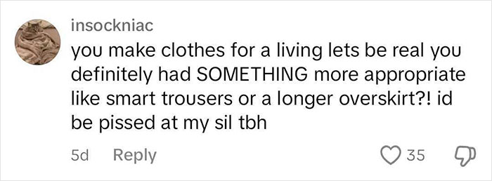 “Your Bum Is Literally Out”: Internet Baffled By Woman’s Short Dress For Brother’s Wedding “Your Bum Is Literally Out”: Internet Baffled By Woman’s Short Dress For Brother’s Wedding