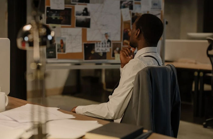 48 Strange Things People Discovered When They Hired A Private Investigator