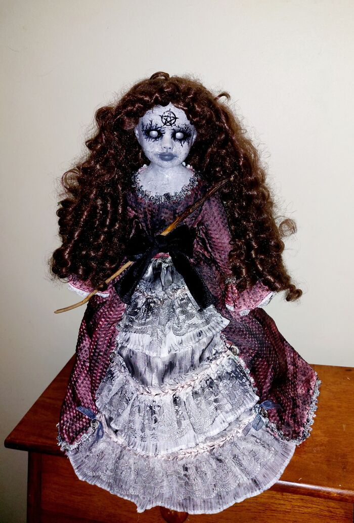 Haunted-Dolls-Pics