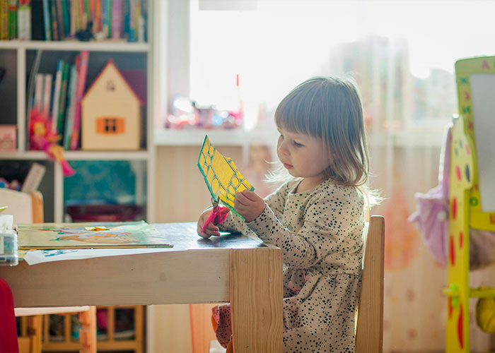 30 Folks Share The Easiest And Most Fun Jobs They Had