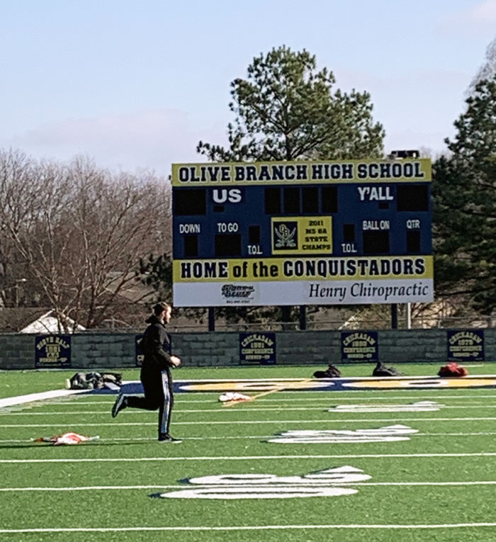 This Scoreboard At A High School In Mississippi Says "Us" And "Y'all" Instead Of "Home" And "Guest"