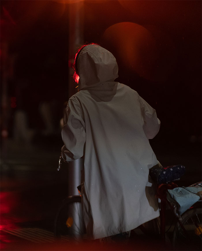 Caught In The Act: 50 Hilarious “It’s Not What It Looks Like” Stories